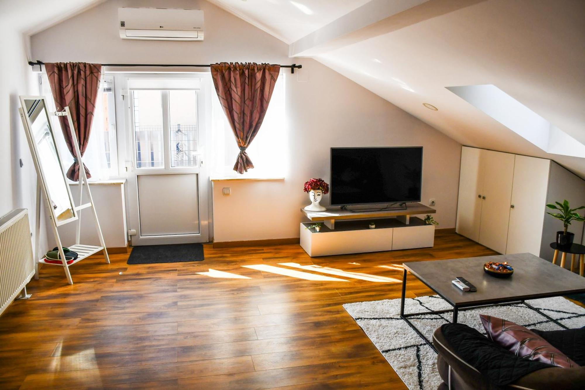 Studio Apartment Oaza Sisak Luaran gambar
